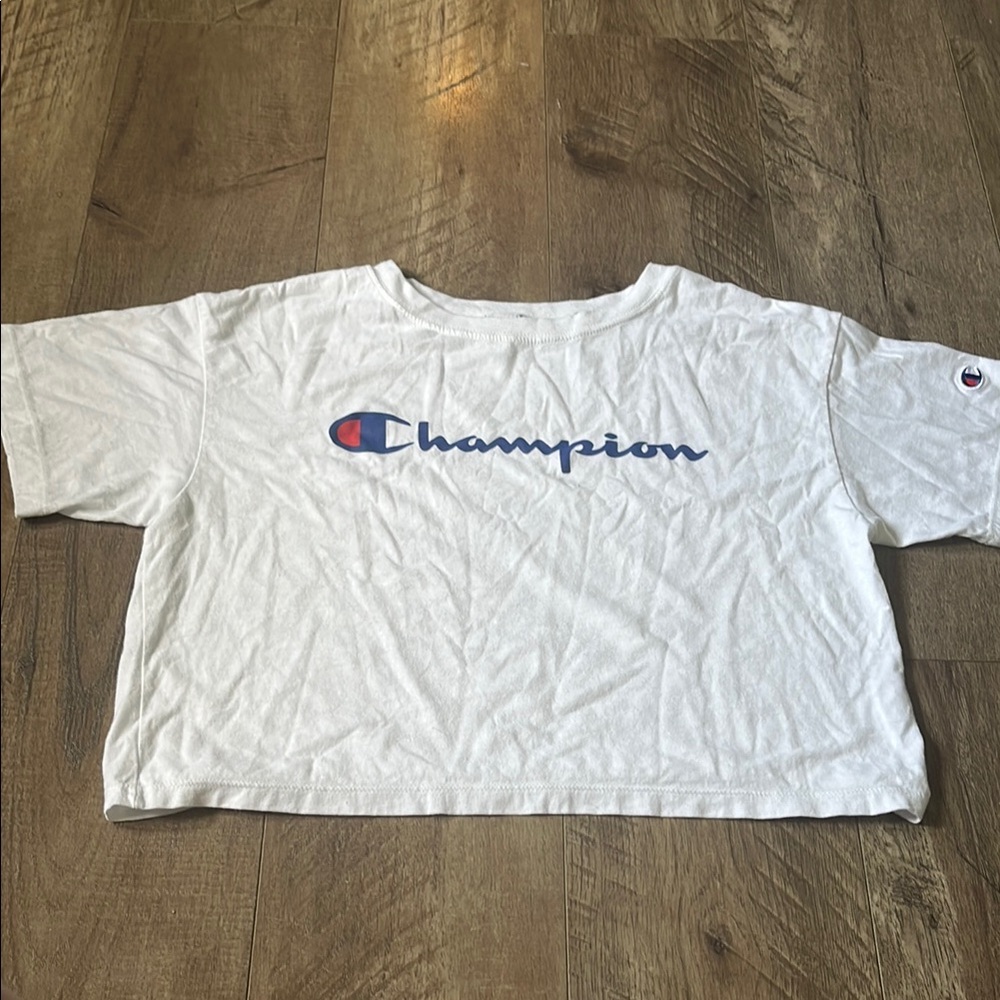 Champion Logo Crop Tee